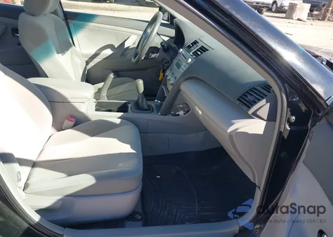 2009 Toyota Camry из США, поврежденный, VIN 4T1BE46K79U290409